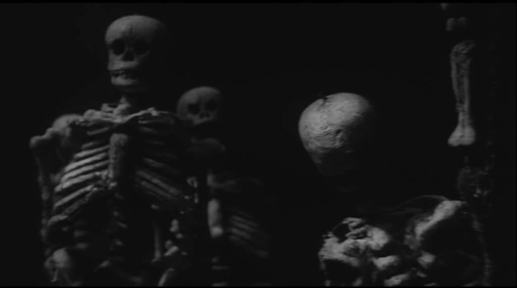 The Living Skeleton (1968)